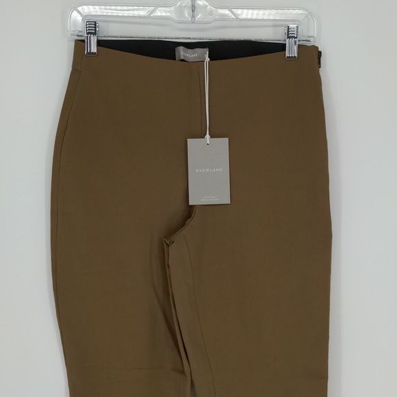 Everlane Women's The Kick Crop Work Pant Size 4 Olive Green Side Zip Bootcut - Picture 2 of 15